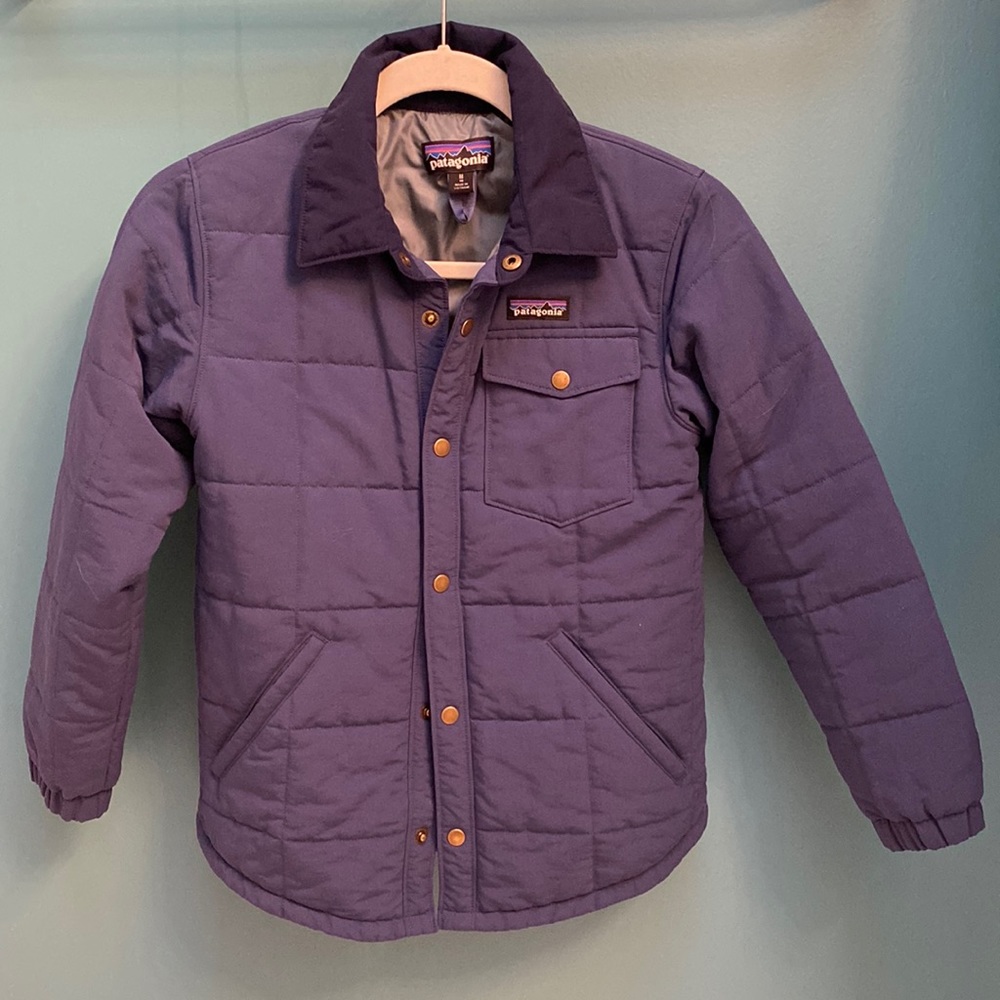 Patagonia Boys' Quilted Shacket Jacket. Navy blue. Size medium (10).